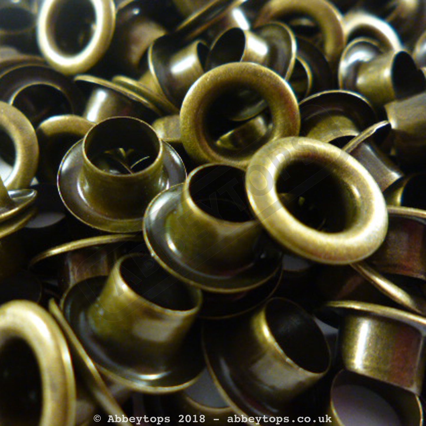 Eyelets with Washers