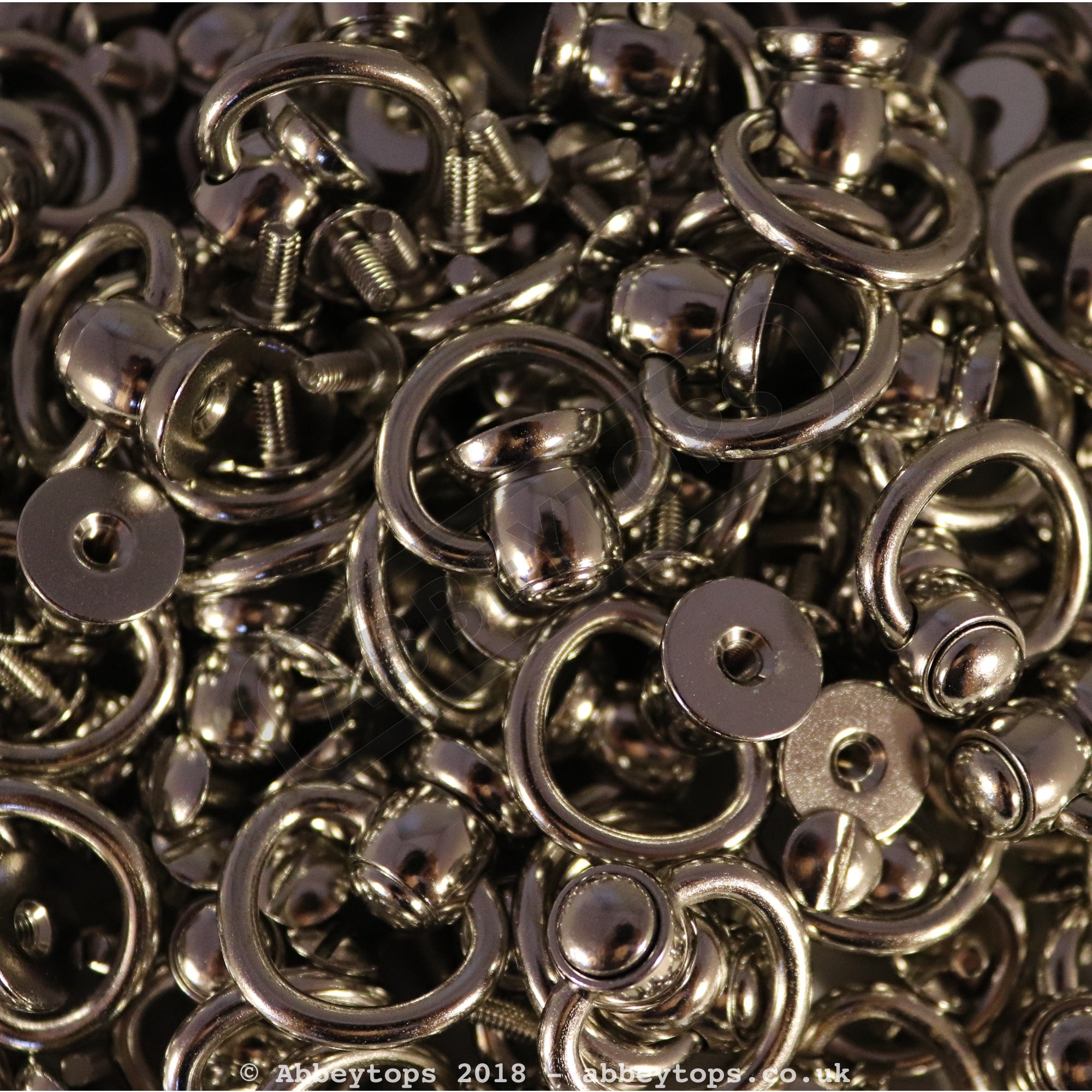 Swivel Stud with Ring